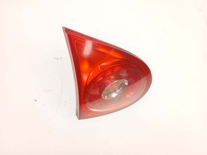 Recambio de piloto porton izquierdo para volkswagen golf v (1k1) 2.0 tdi 16v referencia OEM IAM 1K6945093E  