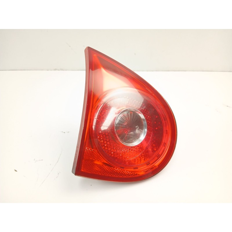 Recambio de piloto porton izquierdo para volkswagen golf v (1k1) 2.0 tdi 16v referencia OEM IAM 1K6945093E  