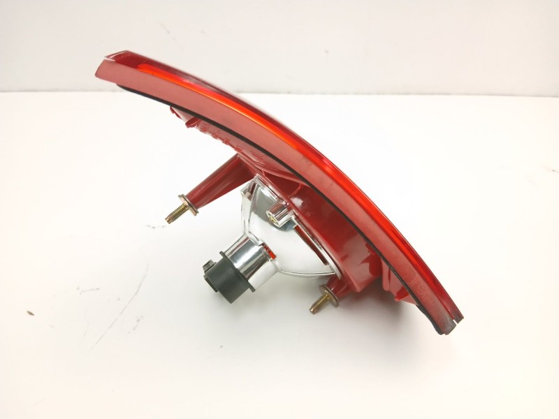 Recambio de piloto porton izquierdo para volkswagen golf v (1k1) 2.0 tdi 16v referencia OEM IAM 1K6945093E  