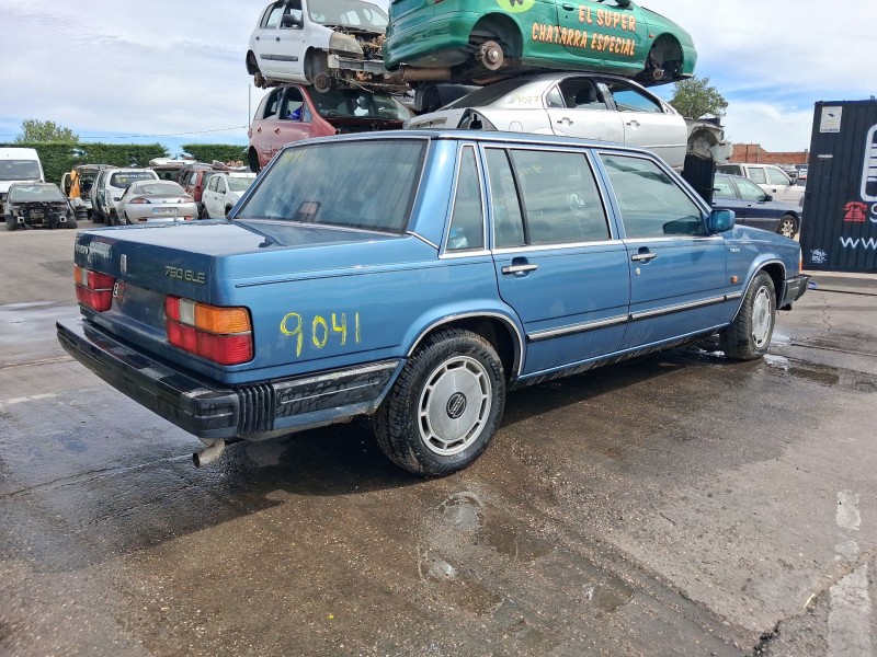 Recambio de carroceria para volvo 760 (704, 764) 2.8 referencia OEM IAM   