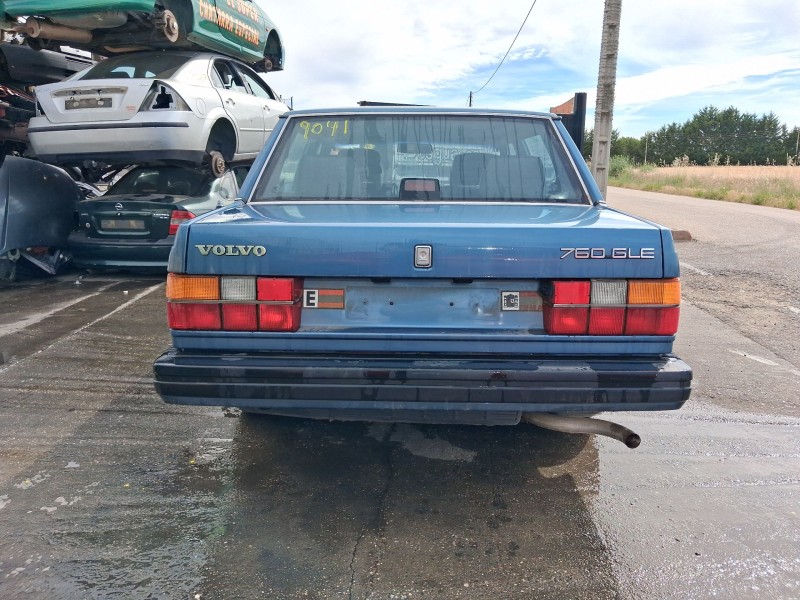 Recambio de carroceria para volvo 760 (704, 764) 2.8 referencia OEM IAM   
