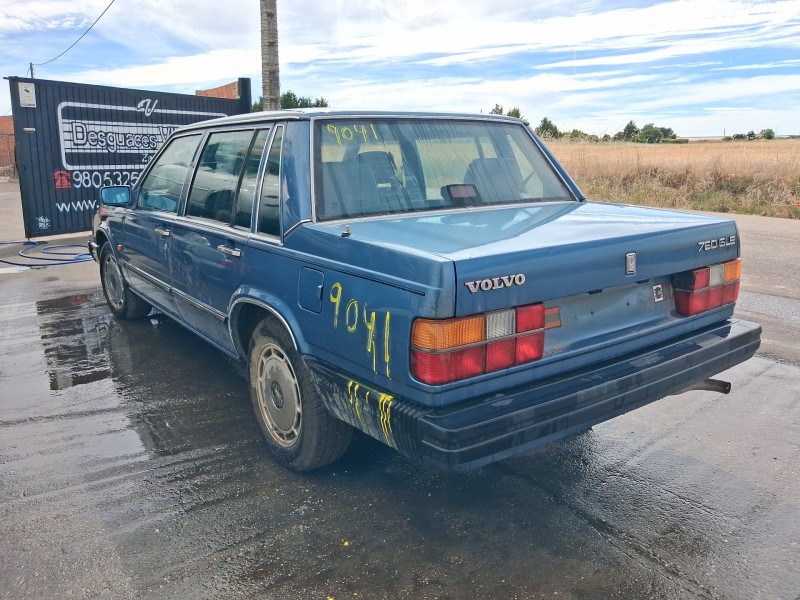 Recambio de carroceria para volvo 760 (704, 764) 2.8 referencia OEM IAM   
