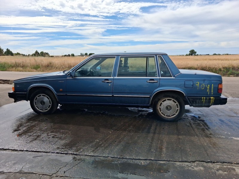 Recambio de carroceria para volvo 760 (704, 764) 2.8 referencia OEM IAM   