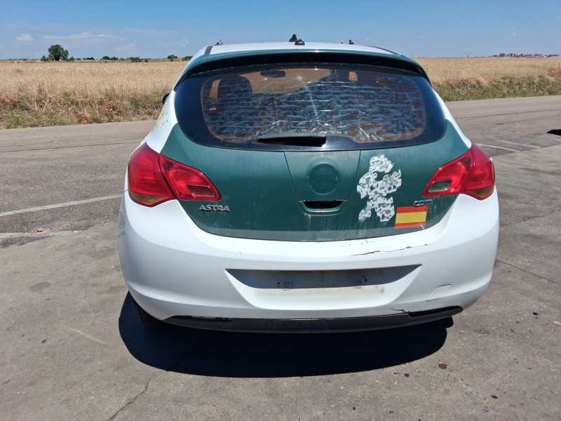 Recambio de carroceria para opel astra j (p10) 1.7 cdti (68) referencia OEM IAM   