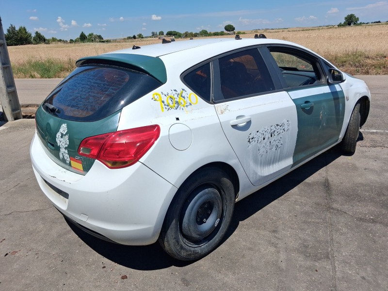 Recambio de carroceria para opel astra j (p10) 1.7 cdti (68) referencia OEM IAM   