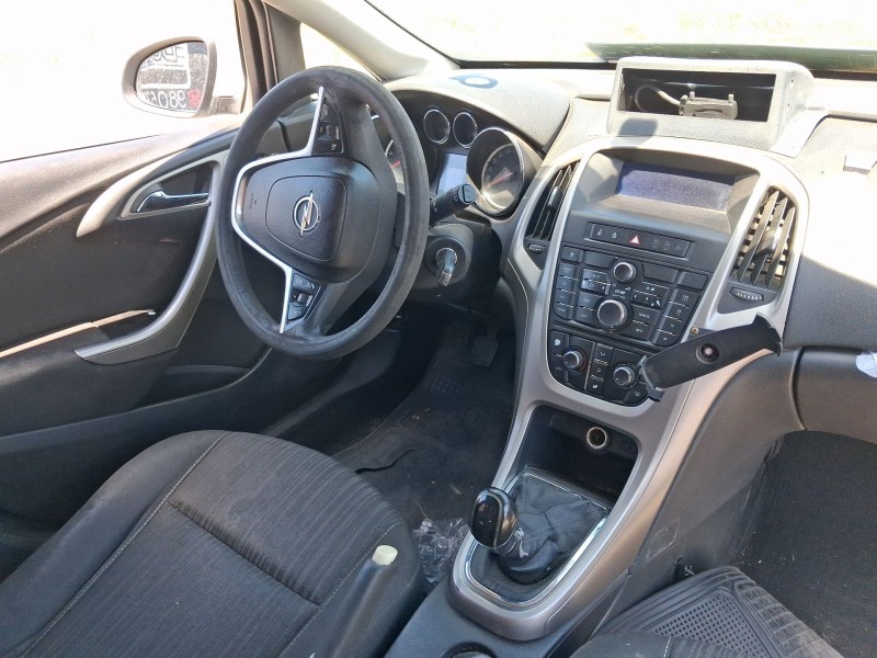 Recambio de carroceria para opel astra j (p10) 1.7 cdti (68) referencia OEM IAM   
