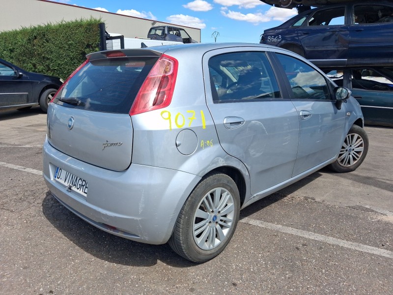fiat grande punto van (199_) del año 2006