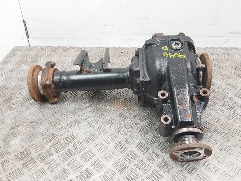 Recambio de diferencial delantero para nissan terrano ii (r20) 2.7 tdi 4wd referencia OEM IAM 38351G2300  