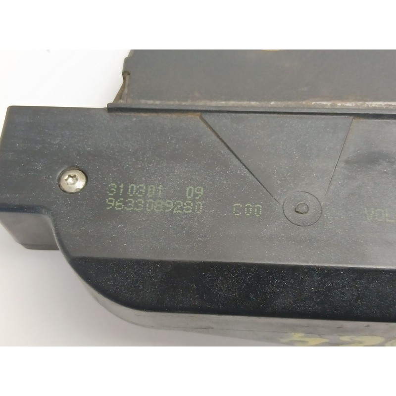 Recambio de cerradura maletero / porton para peugeot 307 (3a/c) 2.0 hdi 90 referencia OEM IAM 9633089280  