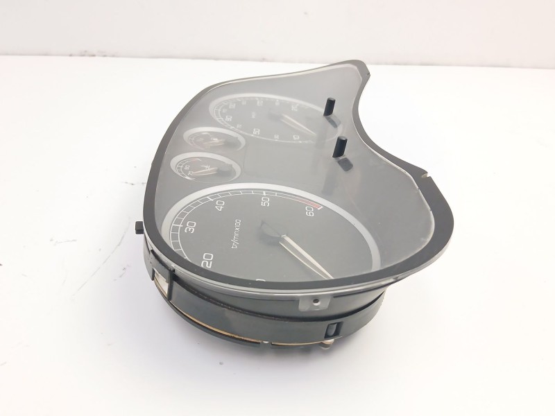 Recambio de cuadro instrumentos para peugeot 307 (3a/c) 2.0 hdi 90 referencia OEM IAM 9636708880  