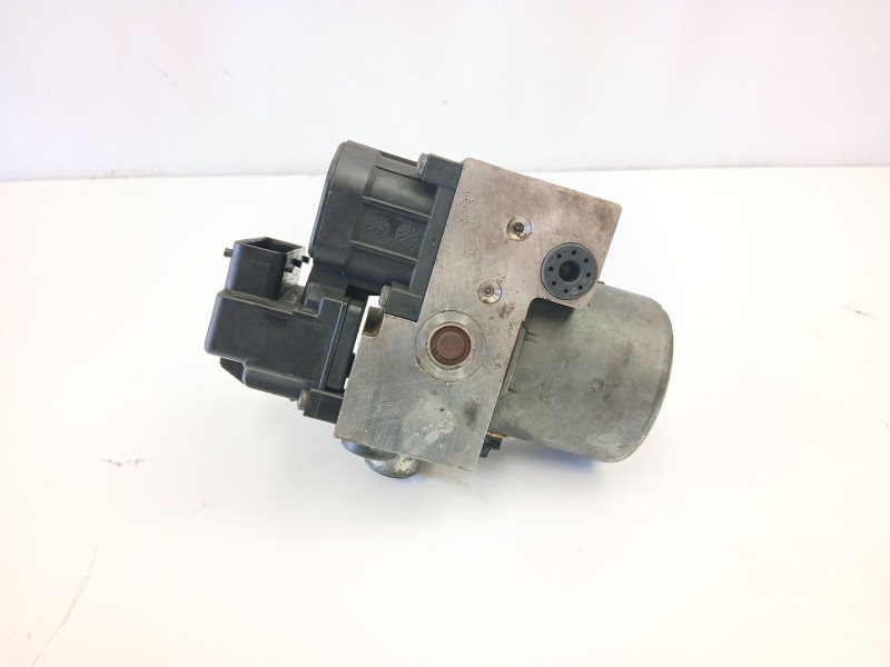 Recambio de abs para nissan terrano ii (r20) 2.7 tdi 4wd referencia OEM IAM 476600X820 0265215457 