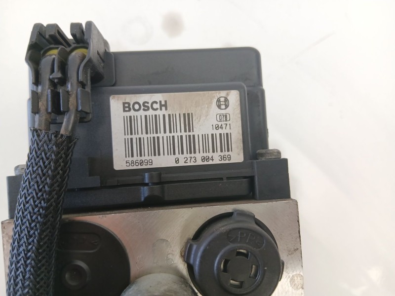 Recambio de abs para nissan terrano ii (r20) 2.7 tdi 4wd referencia OEM IAM 476600X820 0265215457 