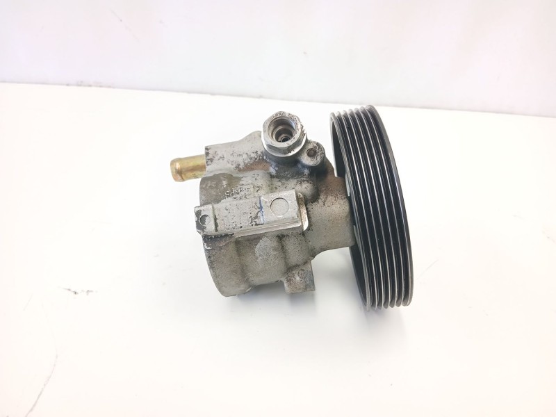 Recambio de bomba direccion para mitsubishi space star monospace (dg_a) 1.9 di-d (dg4a) referencia OEM IAM 8200071050  