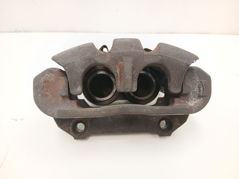 Recambio de pinza freno delantera izquierda para volvo 760 (704, 764) 2.8 referencia OEM IAM 8111061  