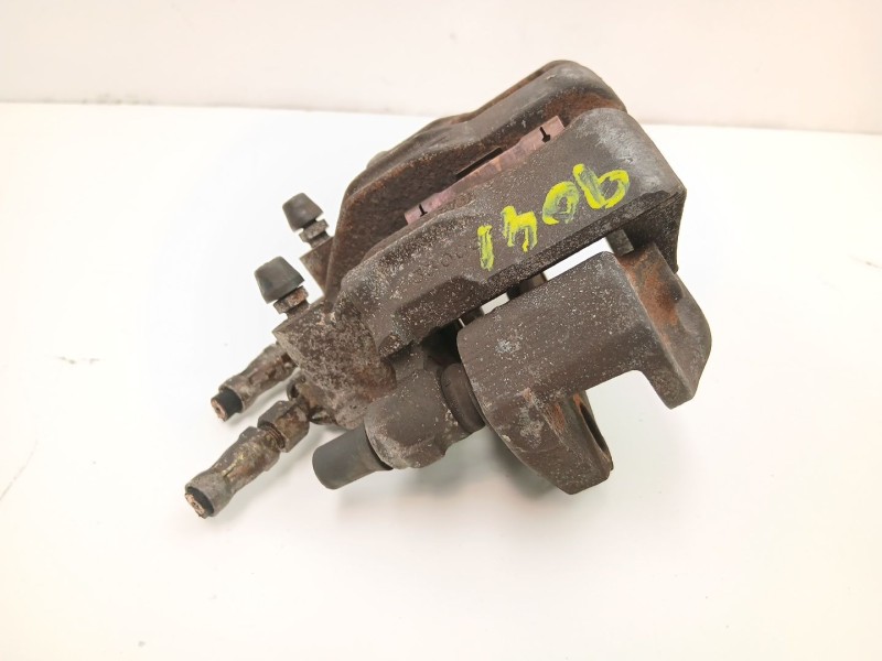 Recambio de pinza freno delantera izquierda para volvo 760 (704, 764) 2.8 referencia OEM IAM 8111061  