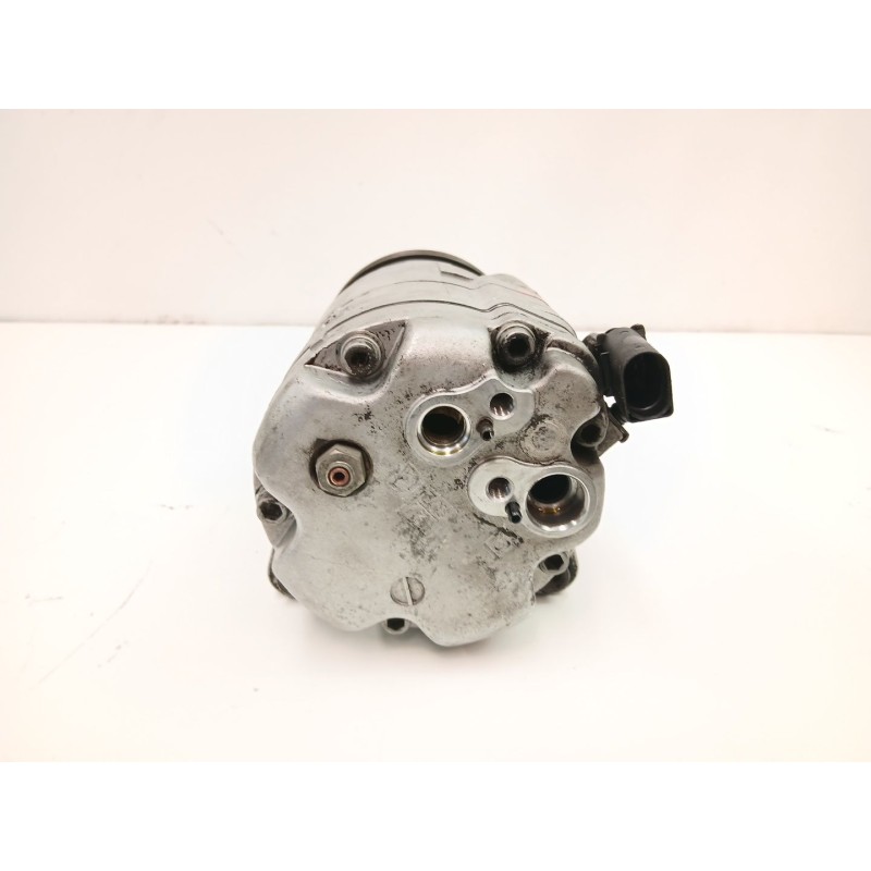 Recambio de compresor aire acondicionado para volkswagen golf iv (1j1) 1.6 16v referencia OEM IAM 1J0820803G 5060310990 