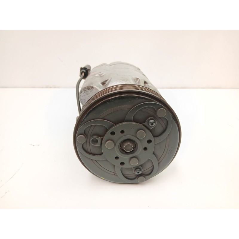 Recambio de compresor aire acondicionado para volkswagen golf iv (1j1) 1.6 16v referencia OEM IAM 1J0820803G 5060310990 