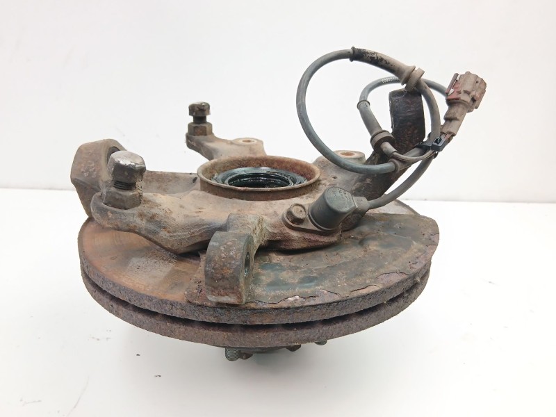 Recambio de mangueta delantera izquierda para nissan terrano ii (r20) 2.7 tdi 4wd referencia OEM IAM 400157F001  