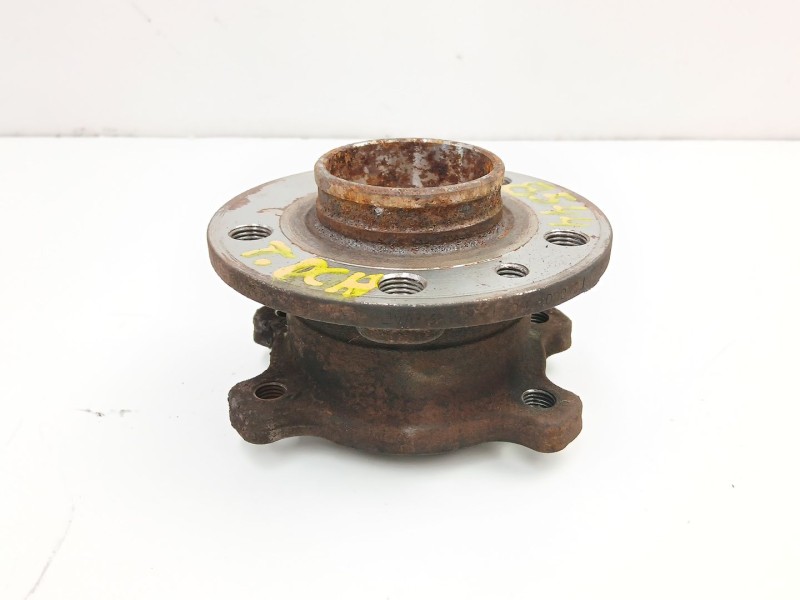 Recambio de mangueta trasera derecha para volvo xc70 ii (136) d5 awd referencia OEM IAM 31360027  