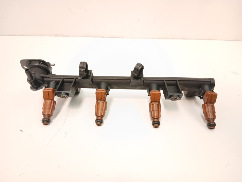 Recambio de inyectores juego para peugeot 406 (8b) 2.0 16v referencia OEM IAM 1984C4 0280155803 
