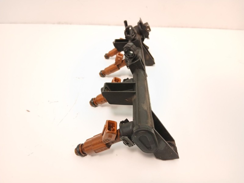 Recambio de inyectores juego para peugeot 406 (8b) 2.0 16v referencia OEM IAM 1984C4 0280155803 