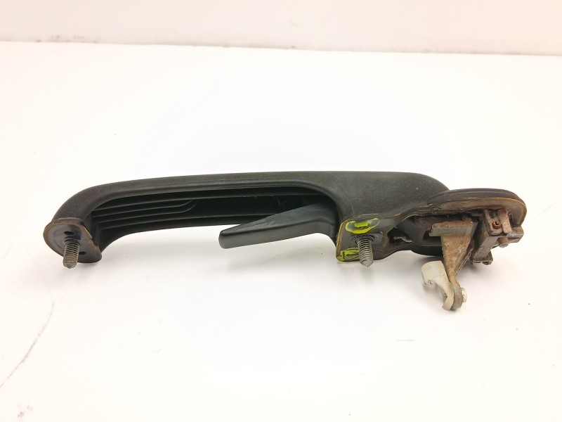 Recambio de manilla delantera derecha para nissan terrano ii (r20) 2.7 tdi 4wd referencia OEM IAM 806067F000  