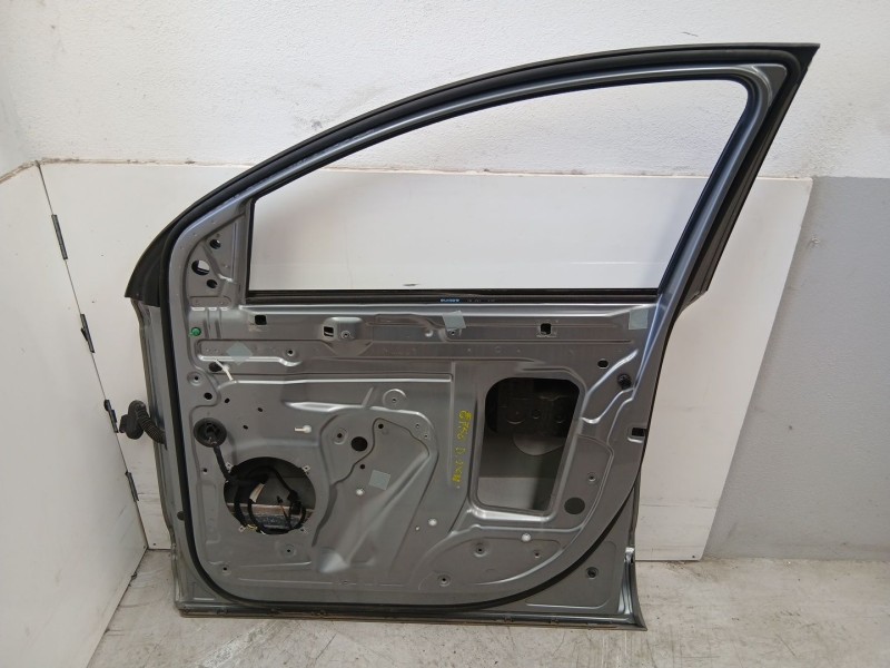 Recambio de puerta delantera derecha para audi q7 (4lb) 3.0 tdi quattro referencia OEM IAM 4L0831052A  