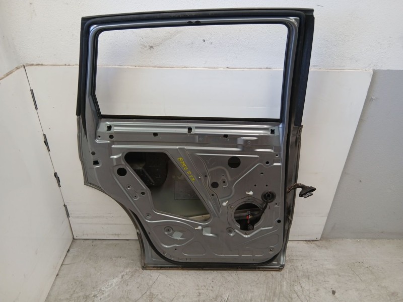 Recambio de puerta trasera izquierda para audi q7 (4lb) 3.0 tdi quattro referencia OEM IAM 4L0833051  
