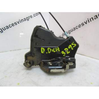 CERRADURA PUERTA DELANTERA DERECHA 690300K070 