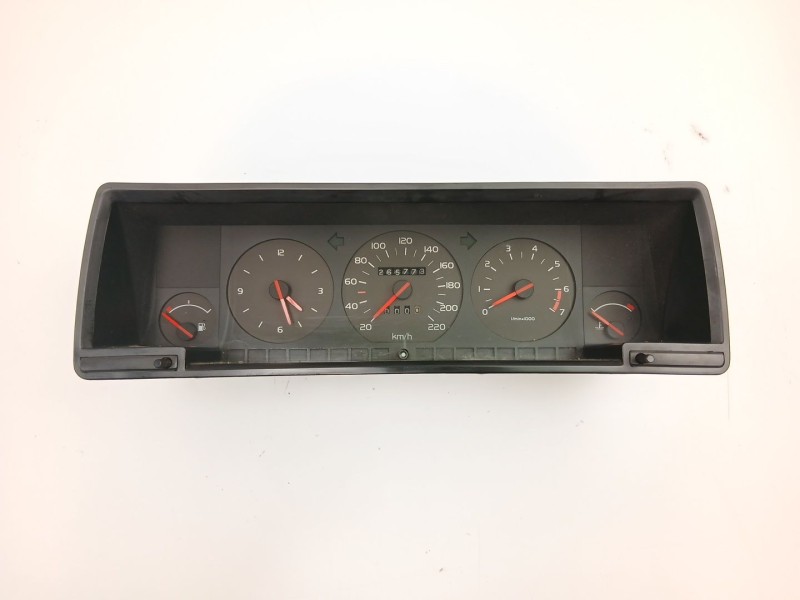 Recambio de cuadro instrumentos para volvo 760 (704, 764) 2.8 referencia OEM IAM 1362811 19860624 