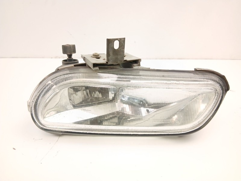 Recambio de antiniebla izquierdo para peugeot 406 (8b) 2.1 td 12v referencia OEM IAM 6204N3  