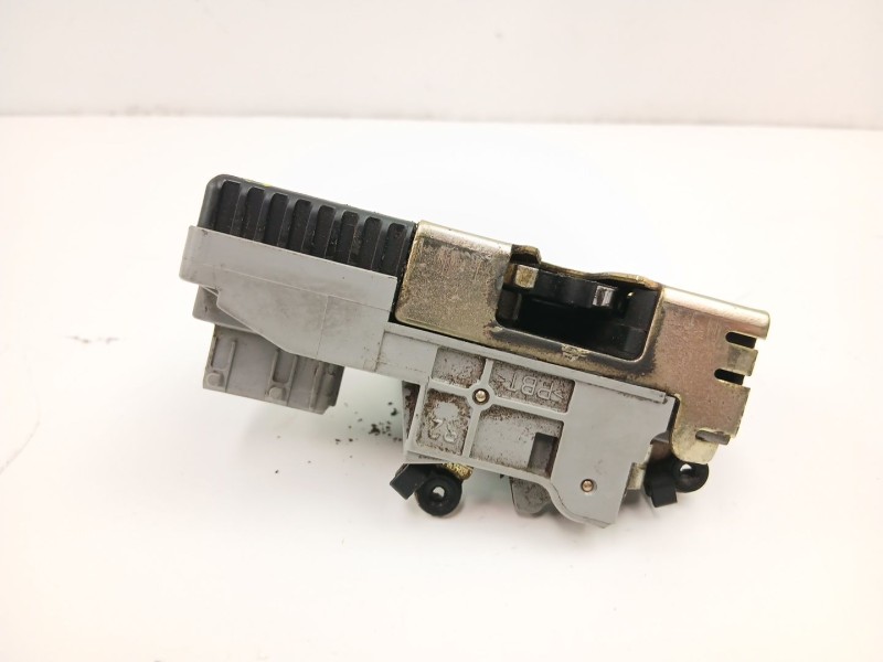 Recambio de cerradura puerta delantera derecha para peugeot 406 (8b) 2.1 td 12v referencia OEM IAM 9136H9  