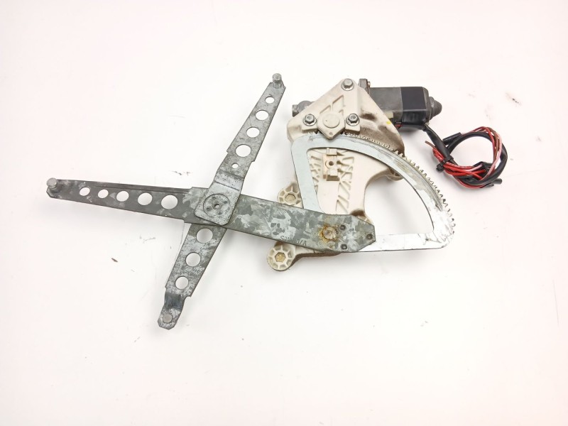 Recambio de elevalunas trasero izquierdo para volvo 760 (704, 764) 2.8 referencia OEM IAM 1334435  