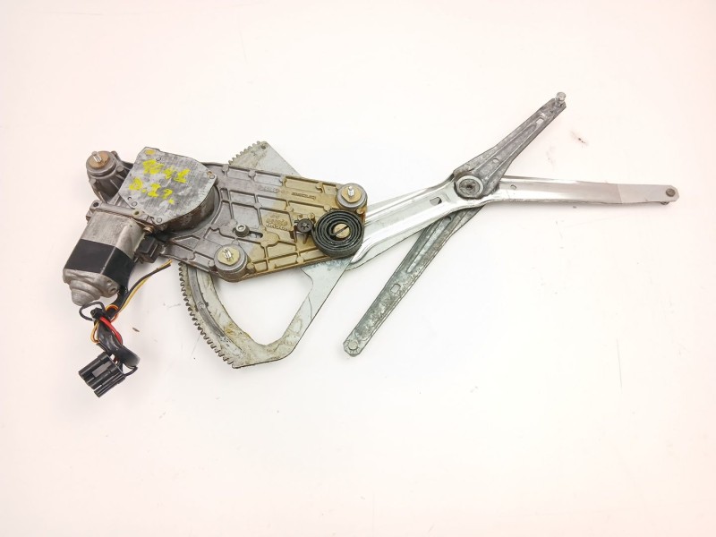 Recambio de elevalunas delantero izquierdo para volvo 760 (704, 764) 2.8 referencia OEM IAM 1380911  