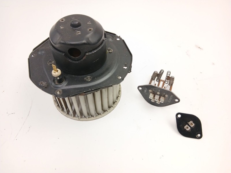 Recambio de motor calefaccion para volvo 760 (704, 764) 2.8 referencia OEM IAM 5048837  