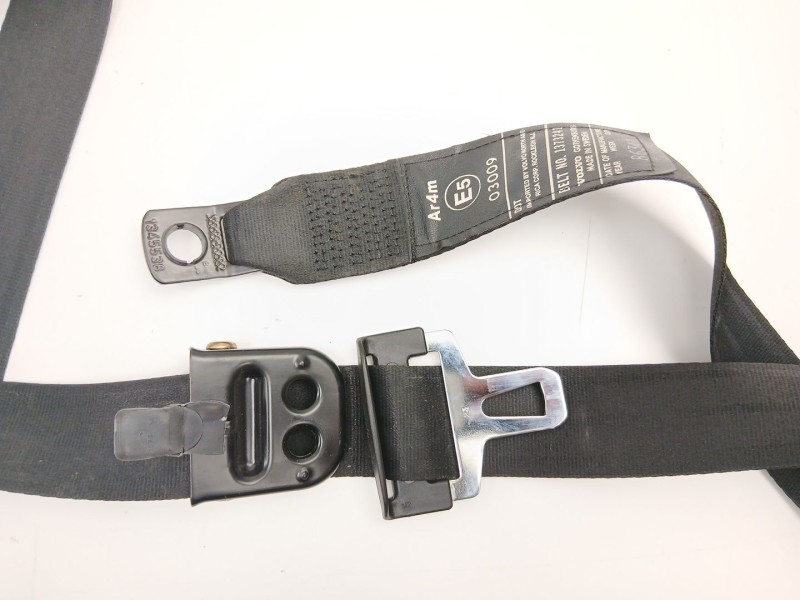 Recambio de cinturon seguridad delantero derecho para volvo 760 (704, 764) 2.8 referencia OEM IAM 1373241  