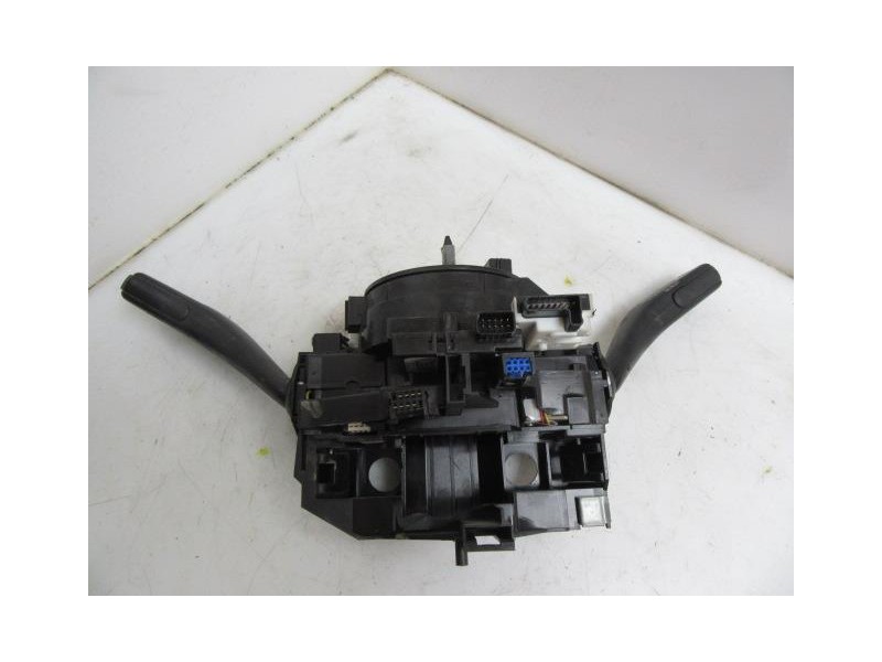 Recambio de mando luces y limpias : seat leon : 1.9 tdi ii (105cv) [2008] para seat leon 1.9 tdi ii referencia OEM IAM   