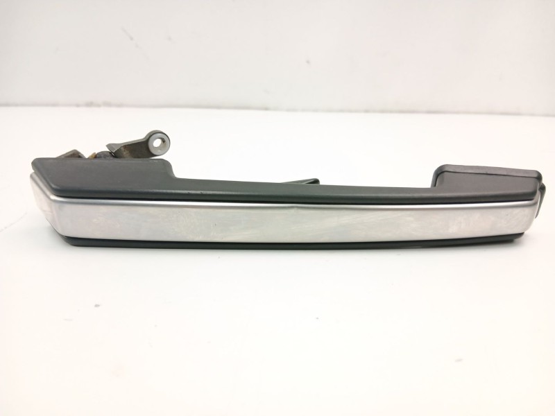 Recambio de manilla trasera izquierda para volvo 760 (704, 764) 2.8 referencia OEM IAM 6846644  