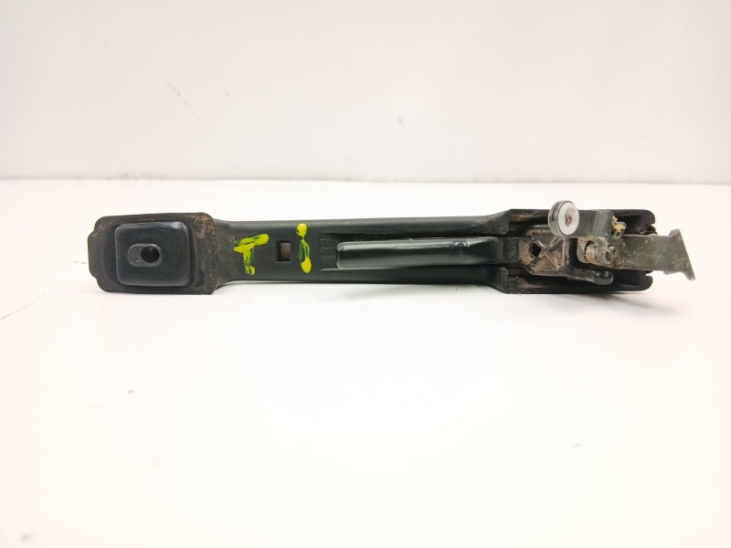 Recambio de manilla trasera izquierda para volvo 760 (704, 764) 2.8 referencia OEM IAM 6846644  