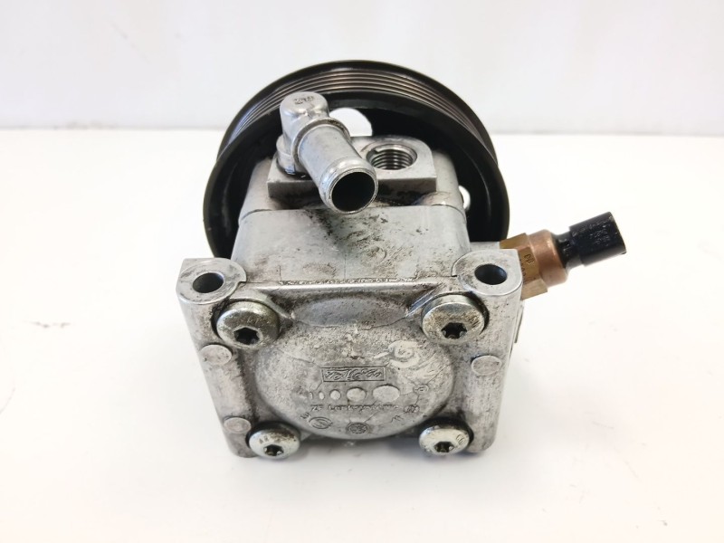 Recambio de bomba direccion para ford focus ii sedán (db_, fch, dh) 1.6 referencia OEM IAM 4M513A696AD  