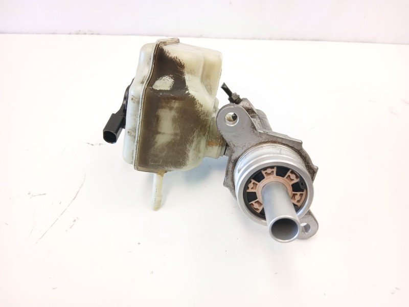 Recambio de bomba de freno para volkswagen golf v (1k1) 2.0 tdi 16v referencia OEM IAM 1K1614019B  