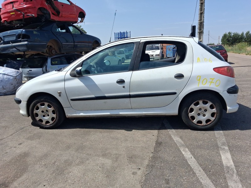 Recambio de carroceria para peugeot 206 hatchback (2a/c) 1.4 hdi eco 70 referencia OEM IAM   
