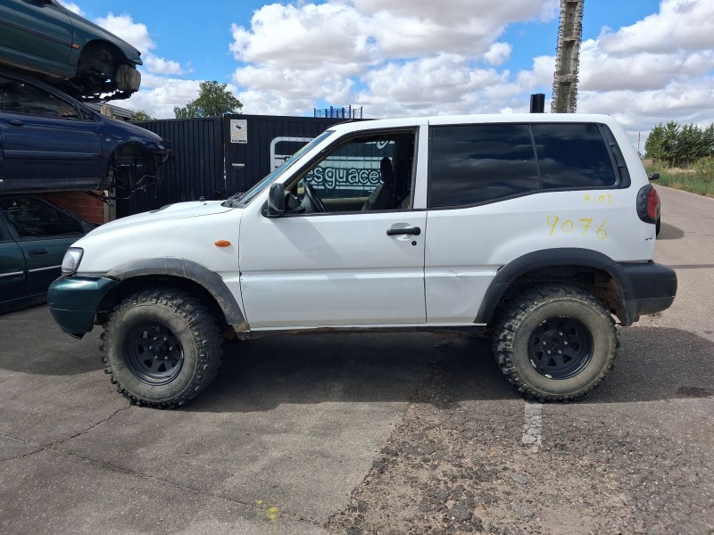 Recambio de carroceria para nissan terrano ii (r20) 2.7 tdi 4wd referencia OEM IAM   