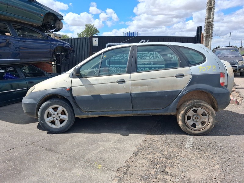 Recambio de carroceria para renault scénic i monospace (ja0/1_, fa0_) 1.9 dci rx4 referencia OEM IAM   
