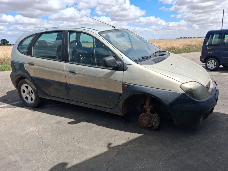 Recambio de carroceria para renault scénic i monospace (ja0/1_, fa0_) 1.9 dci rx4 referencia OEM IAM   