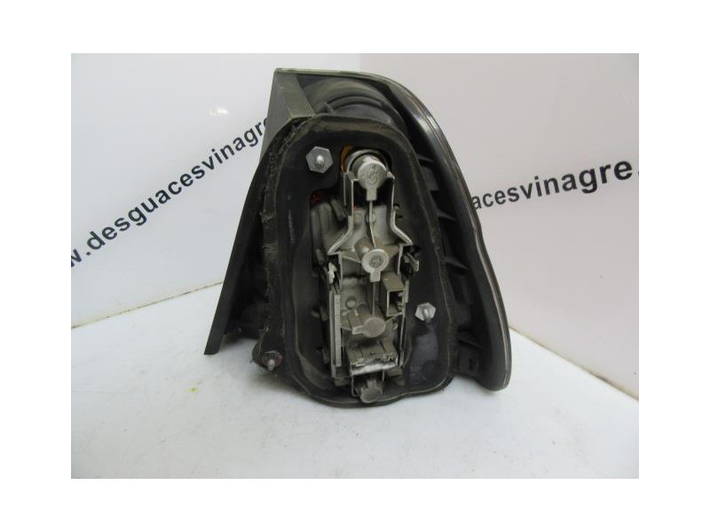 Recambio de piloto trasero izq. : bmw 320 : 2.0 td (150cv) [2002] para bmw  320 2.0 td referencia OEM IAM   