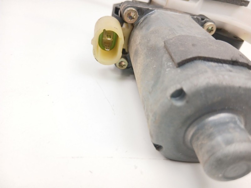 Recambio de elevalunas delantero izquierdo para nissan terrano ii (r20) 2.7 tdi 4wd referencia OEM IAM 807012X000  