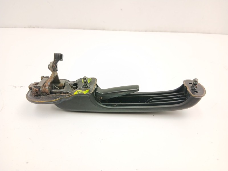 Recambio de manilla delantera izquierda para nissan terrano ii (r20) 2.7 tdi 4wd referencia OEM IAM 806077F000  