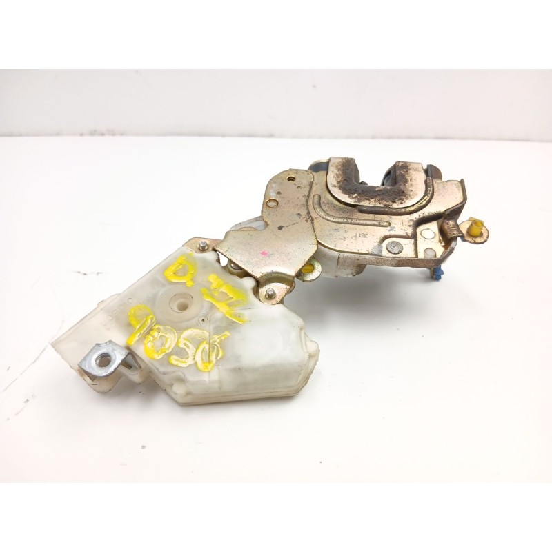Recambio de cerradura puerta delantera izquierda para nissan terrano ii (r20) 2.7 tdi 4wd referencia OEM IAM 805010F415  