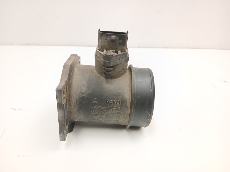 Recambio de caudalimetro para nissan terrano ii (r20) 2.7 tdi 4wd referencia OEM IAM 226807F406 0281002596 